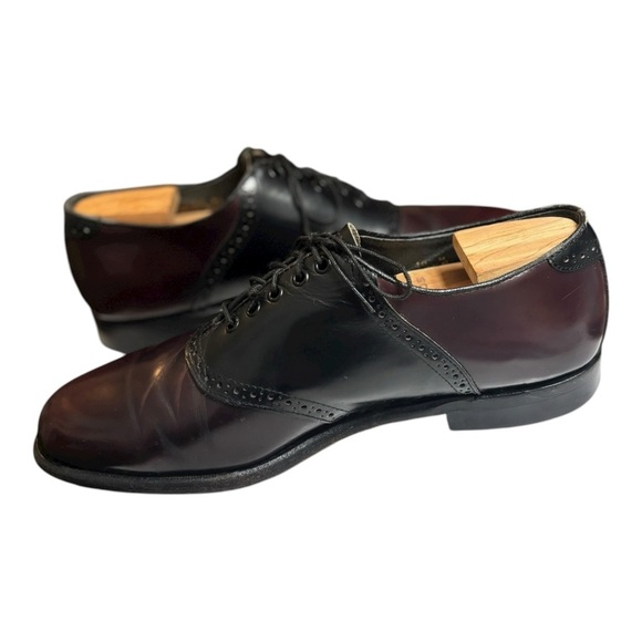 Jarman Burgundy & Black Oxfords Men’s Size 10 Lace Up main image 3